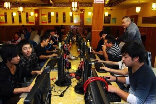 شرکت های چینی صنعت بازی های کامپیوتری را قانونمند می کنند