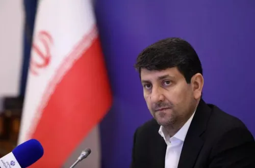 پیامرسان های داخلی باید به استقلال مالی برسند